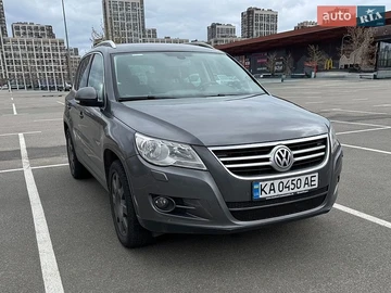 Авто Volkswagen Tiguan 2010 № 8934642