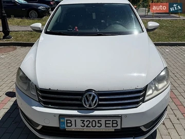 Авто Volkswagen Passat 2013 № 8934667