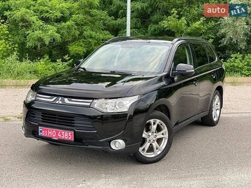Авто Mitsubishi Outlander 2013 № 8934674