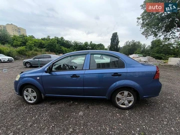Авто Chevrolet Aveo 2009 № 8934978