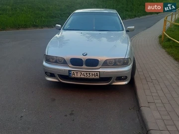 Авто BMW 5 Series 2001 № 8935013