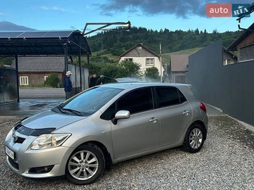 Авто Toyota Auris 2008 № 8935020