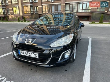 Авто Peugeot 308 2011 № 8935024