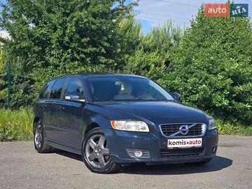 Авто Volvo V50 2012 № 8935173