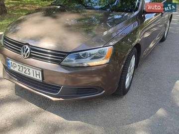 Авто Volkswagen Jetta 2013 № 8935193
