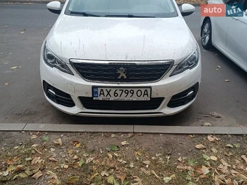 Авто Peugeot 308 2018 № 8935224