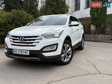 Авто Hyundai Santa Fe 2015 № 8935405