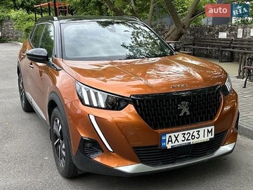 Авто Peugeot 2008 2020 № 8935421