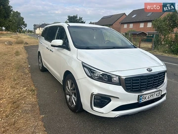 Авто KIA Carnival 2018 № 8935431