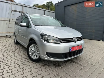 Авто Volkswagen Touran 2013 № 8935985