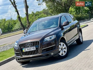 Авто Audi Q7 2012 № 8936024
