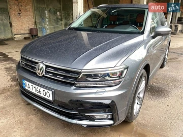 Авто Volkswagen Tiguan 2019 № 8936066