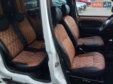 Авто Renault Kangoo 2007 № 8936150
