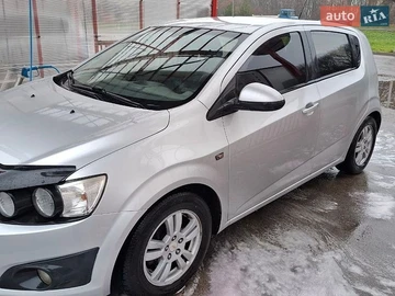Авто Chevrolet Aveo 2011 № 8936185