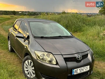 Авто Toyota Auris 2008 № 8936219