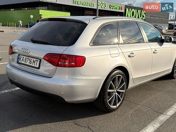 Авто Audi A4 2011 № 8936547