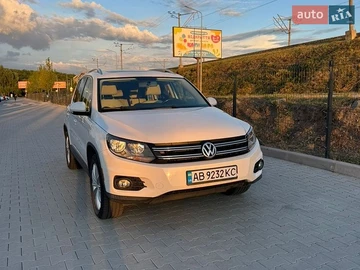 Авто Volkswagen Tiguan 2012 № 8936551