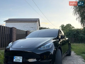 Авто Tesla Model Y 2021 № 8936879