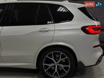 Авто BMW X5 2019 № 8936955