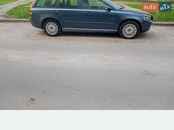 Авто Volvo V50 2004 № 8936956