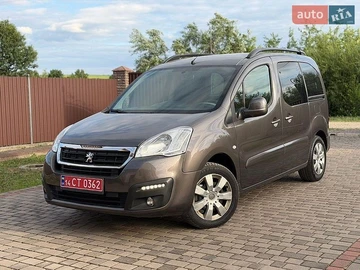 Авто Peugeot Partner 2016 № 8937139