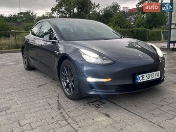 Авто Tesla Model 3 2019 № 8937186