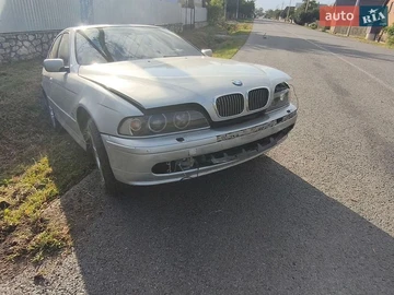 Авто BMW 5 Series 2000 № 8937459