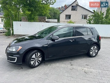Авто Volkswagen E-Golf 2015 № 8937568