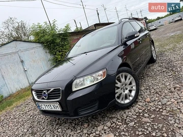Авто Volvo V50 2010 № 8937960