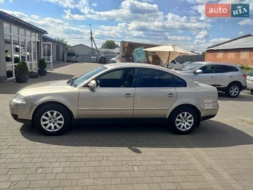 Авто Volkswagen Passat 2005 № 8937963