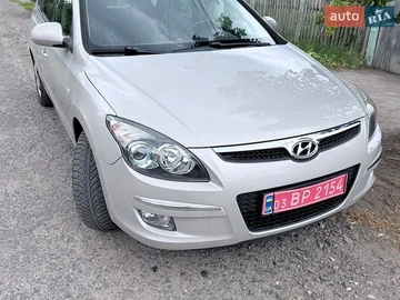 Авто Hyundai I30 2010 № 8937976