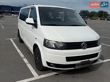 Авто Volkswagen Transporter 2010 № 8938161