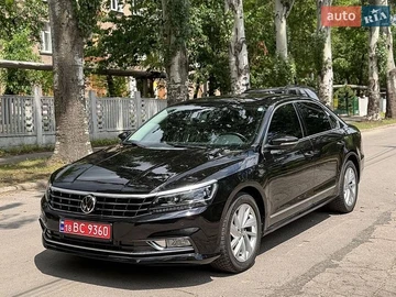 Авто Volkswagen Passat 2017 № 8938579