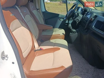 Авто Opel Vivaro 2017 № 8938608