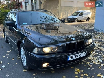 Авто BMW 5 Series 2003 № 8939227