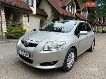 Авто Toyota Auris 2007 № 8939384