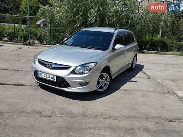 Авто Hyundai I30 2012 № 8939479