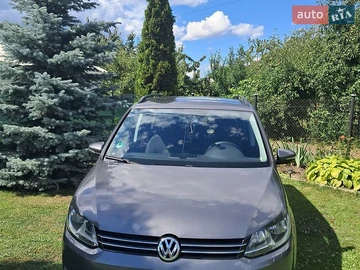 Авто Volkswagen Touran 2011 № 8939494
