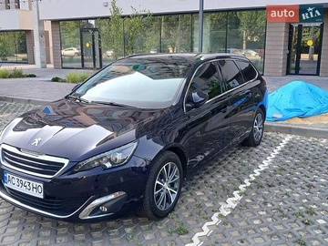 Авто Peugeot 308 2016 № 8939575