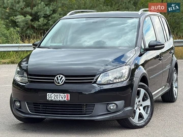 Авто Volkswagen Touran 2011 № 8939578