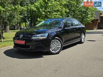 Авто Volkswagen Jetta 2013 № 8939584