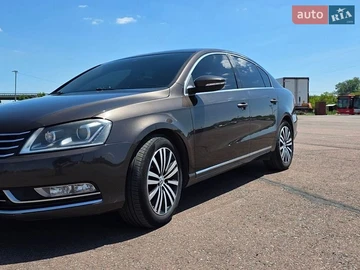 Авто Volkswagen Passat 2013 № 8939592