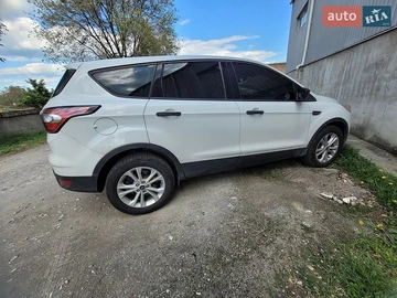 Авто Ford Escape 2017 № 8939595