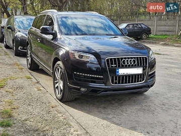 Авто Audi Q7 2012 № 8939612