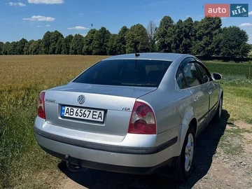 Авто Volkswagen Passat 2004 № 8939741