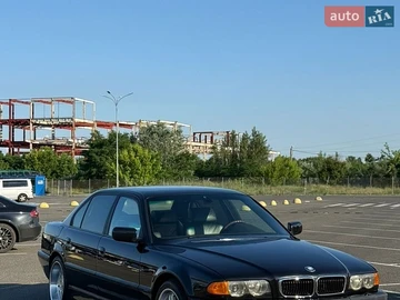 Авто BMW 7 Series 1999 № 8939861