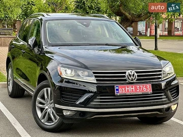 Авто Volkswagen Touareg 2016 № 8940112