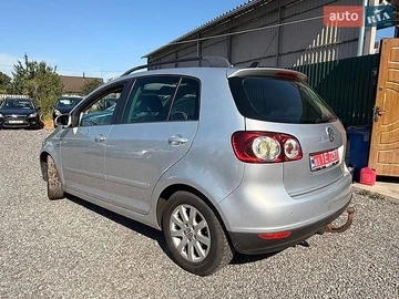 Авто Volkswagen Golf 2008 № 8940271