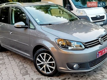 Авто Volkswagen Touran 2011 № 8940335