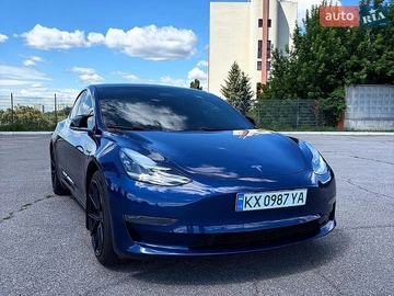 Авто Tesla Model 3 2019 № 8940358